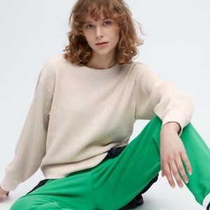 Uniqlo cream waffle shirt, size S.